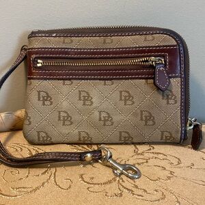 Dooney and Bourke wristlet